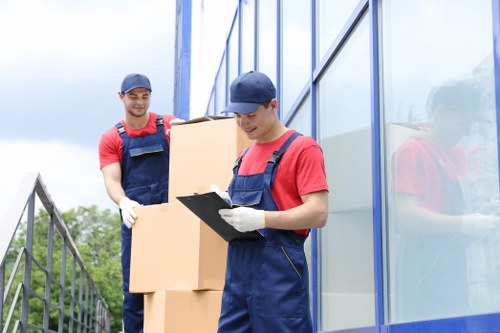 Man With Van Pondersend local moving service with van and boxes