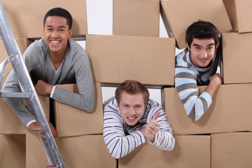 Booking and payment terms for a UK moving service