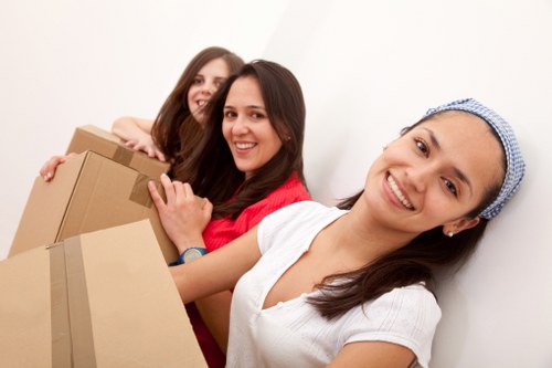Local commercial removals service supporting a move in Ponders End