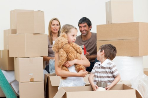 Preparation checklist and moving day essentials for Ponders End customers